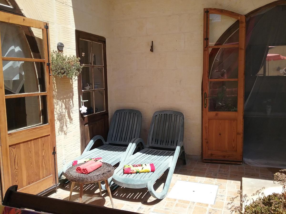 Romeo E Giulietta B&B Gharb  Exterior photo